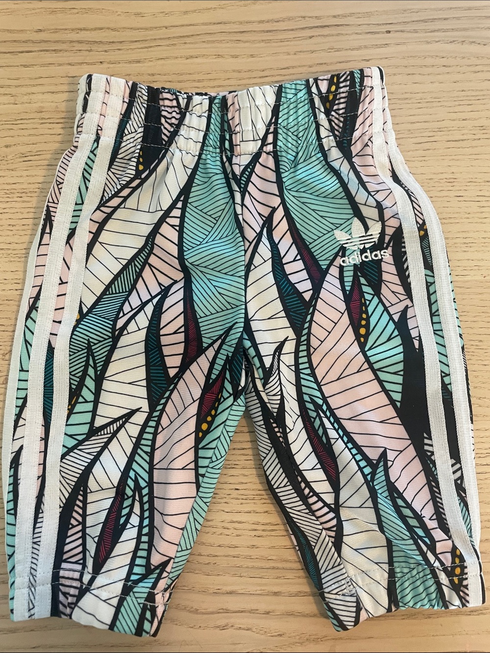adidas Pink, Teal & Black Leaf-Print Kids Leggings